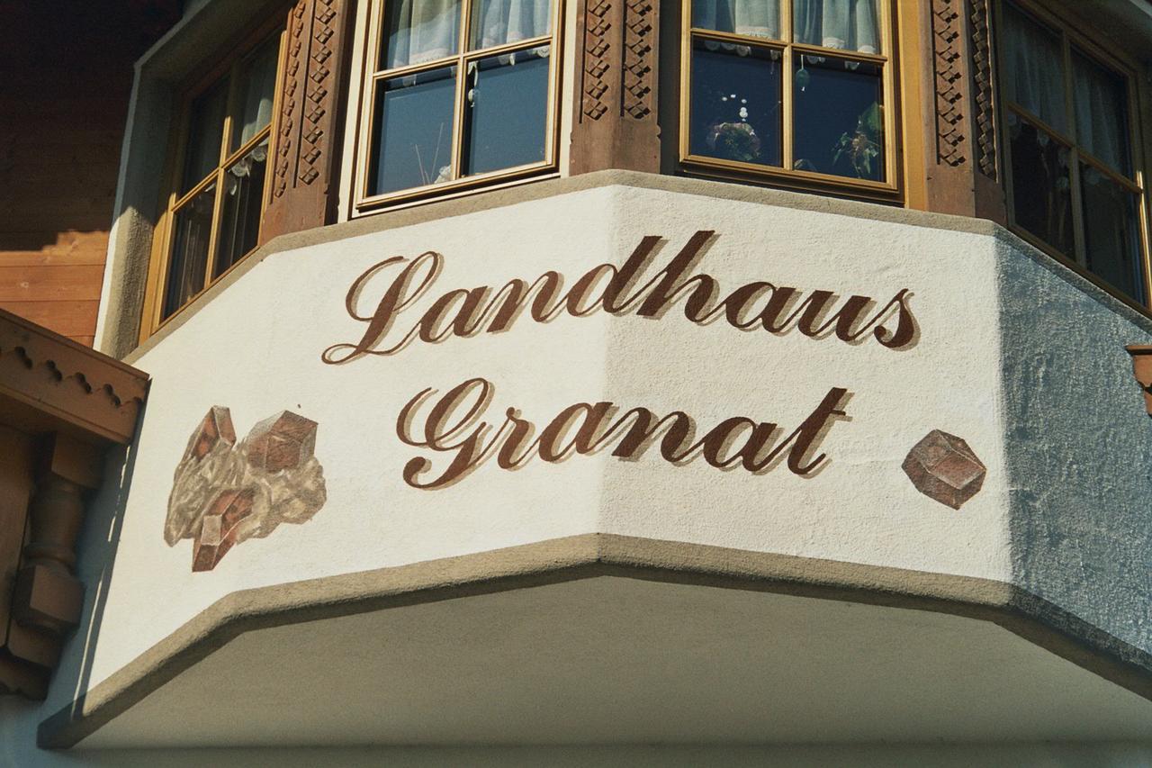 Landhaus Granat Guest house Mayrhofen