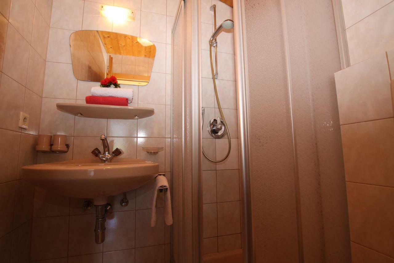 Landhaus Granat Guest house *